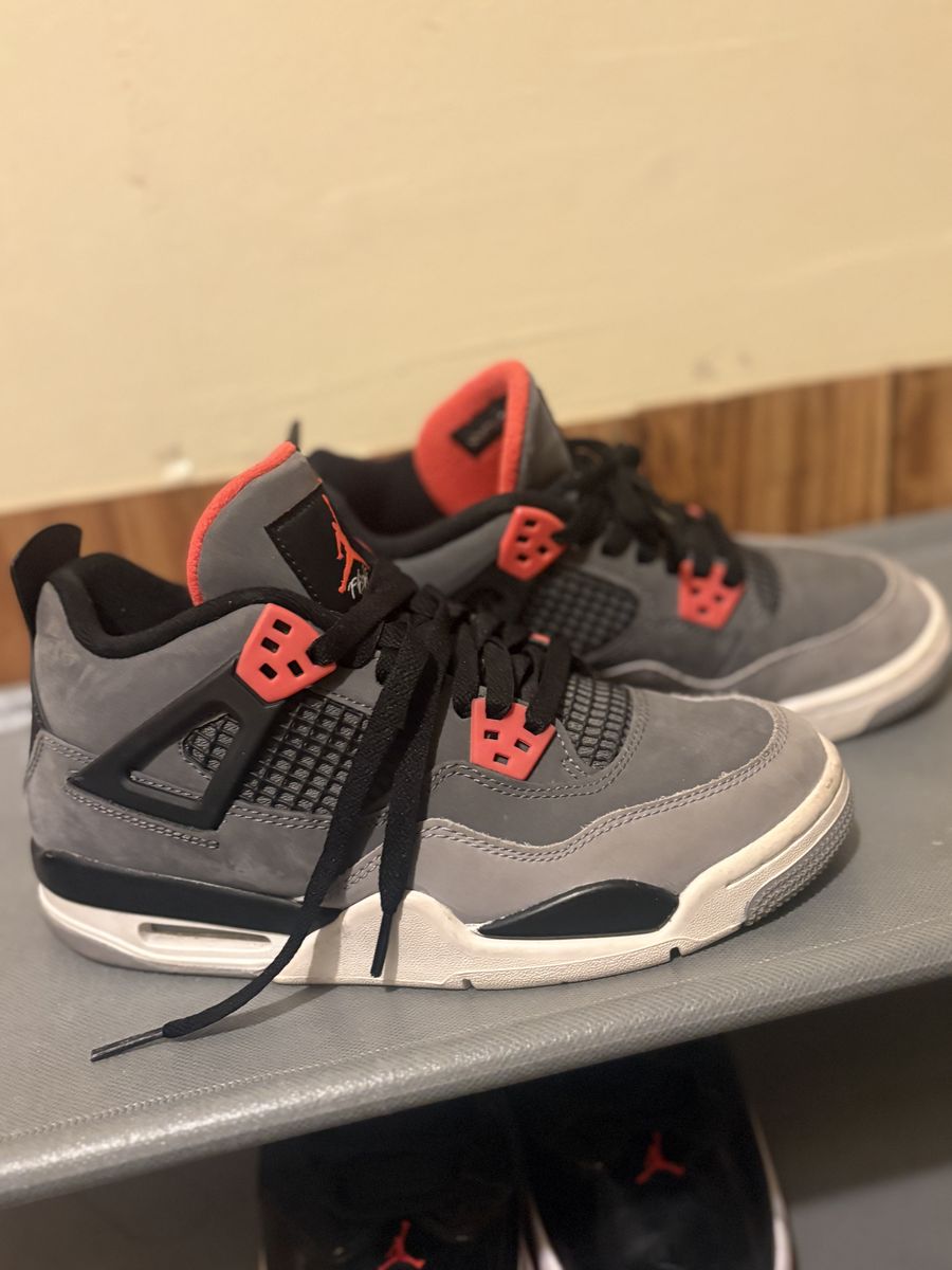 5.5 Jordan 4 - Retro Infrared