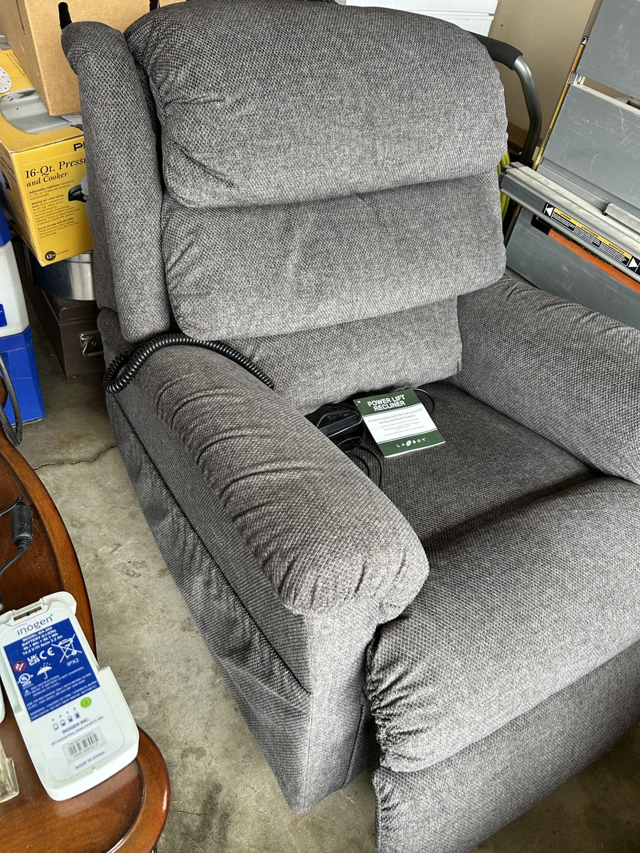 Lazy-Boy Power Recliner