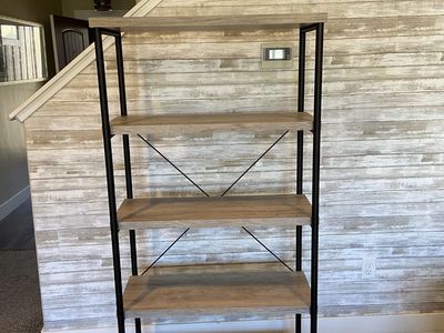 Shelf - Industrial Style 5-Tier Bookshelf - Wood Look & Black Metal Frame - Tall Storage Shelf