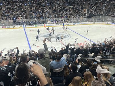 PRRICE REDUCED - Mammoth Tickets Game 6