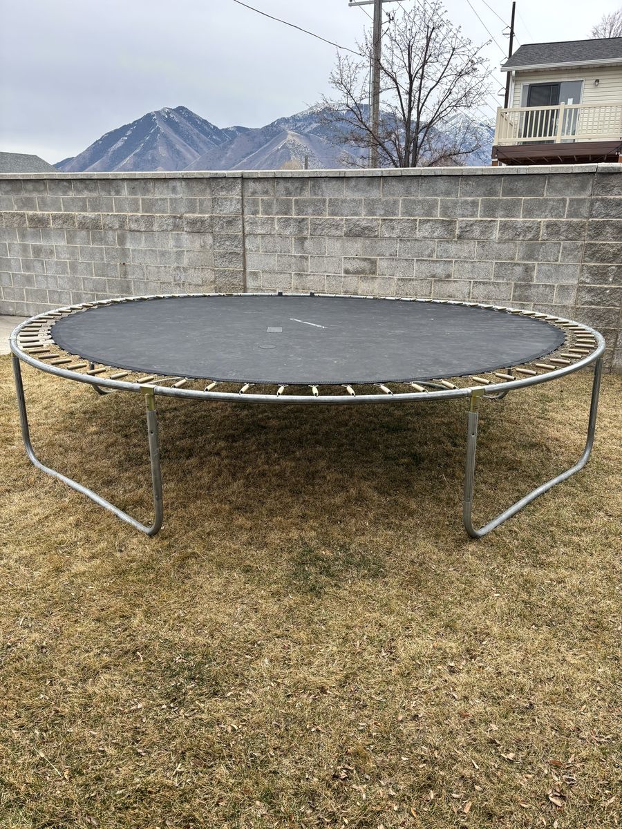 10 Foot Trampoline