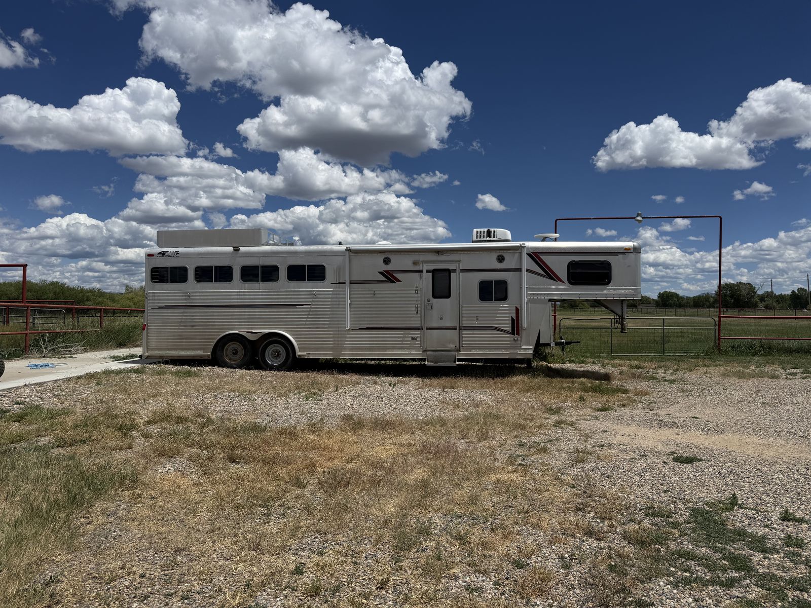 2000 4Star LQ Trailer