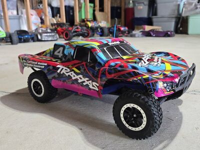 Traxxas Slash 3s