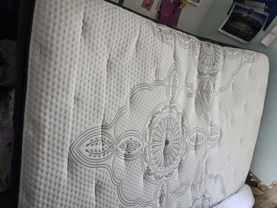 Queen mattress
