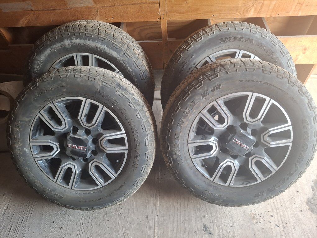 2023 GMC 2500/3500 20" Wheels & Tires