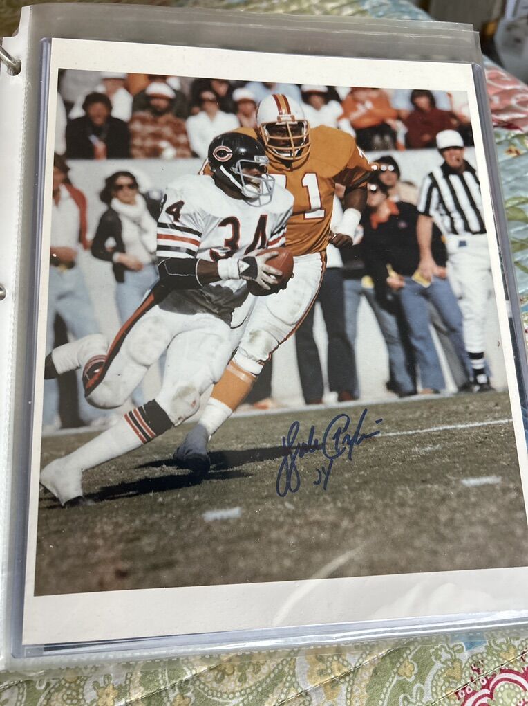 Walter Payton Autograph 8x10 Photo Chicago Bears