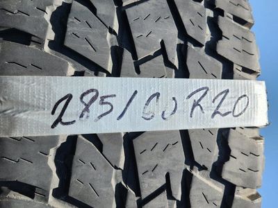 285/60r20 toyo open country at