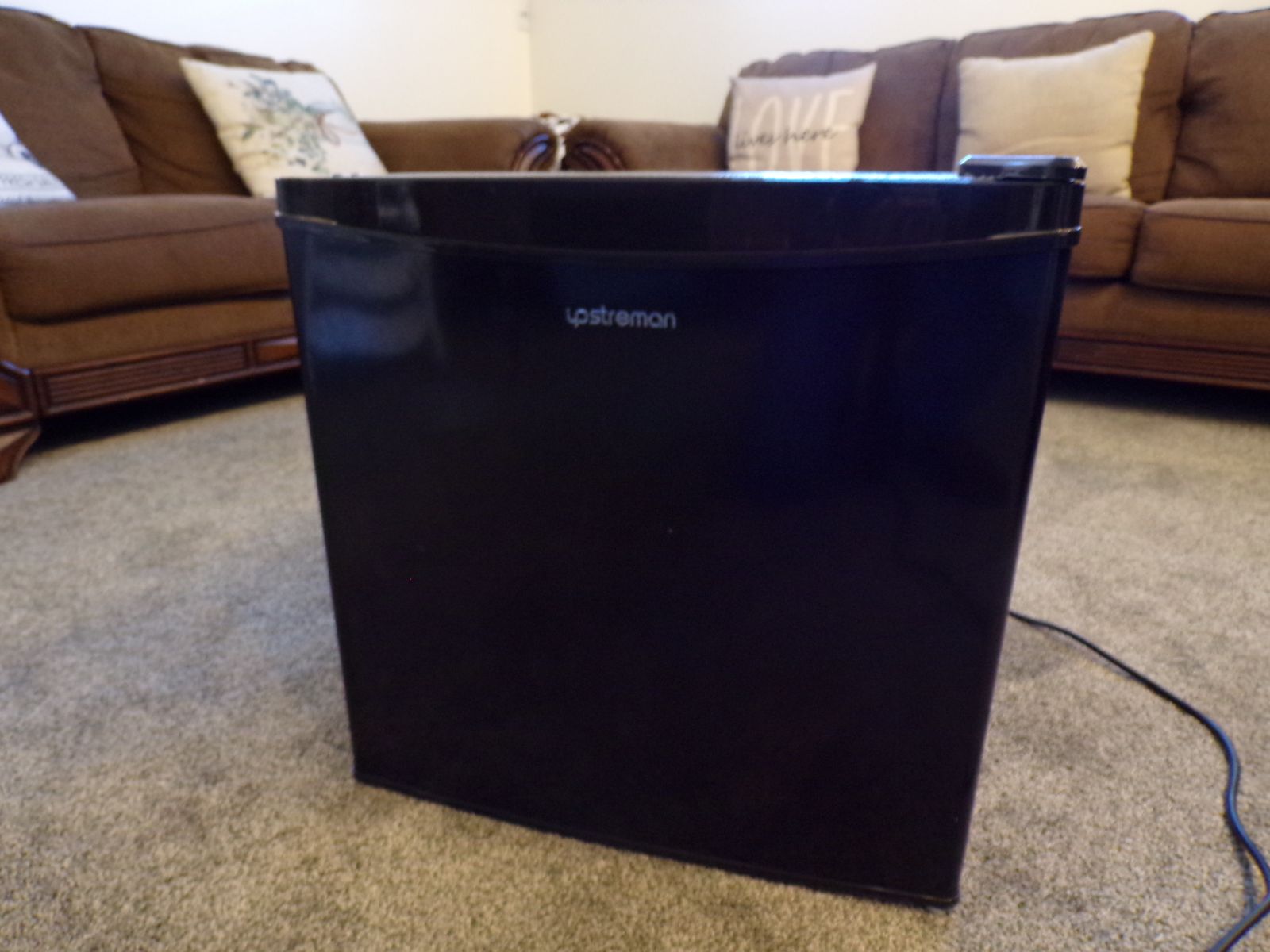 Upsteman Mini Fridge