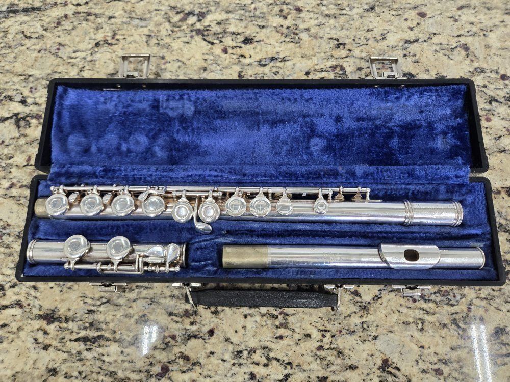 Gemeinhardt Flute and Music Stand