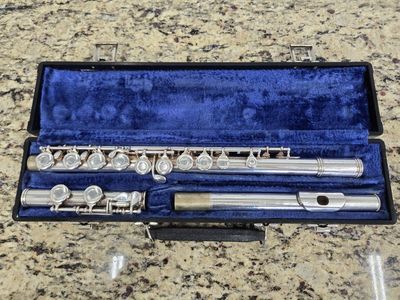 Gemeinhardt Flute and Music Stand