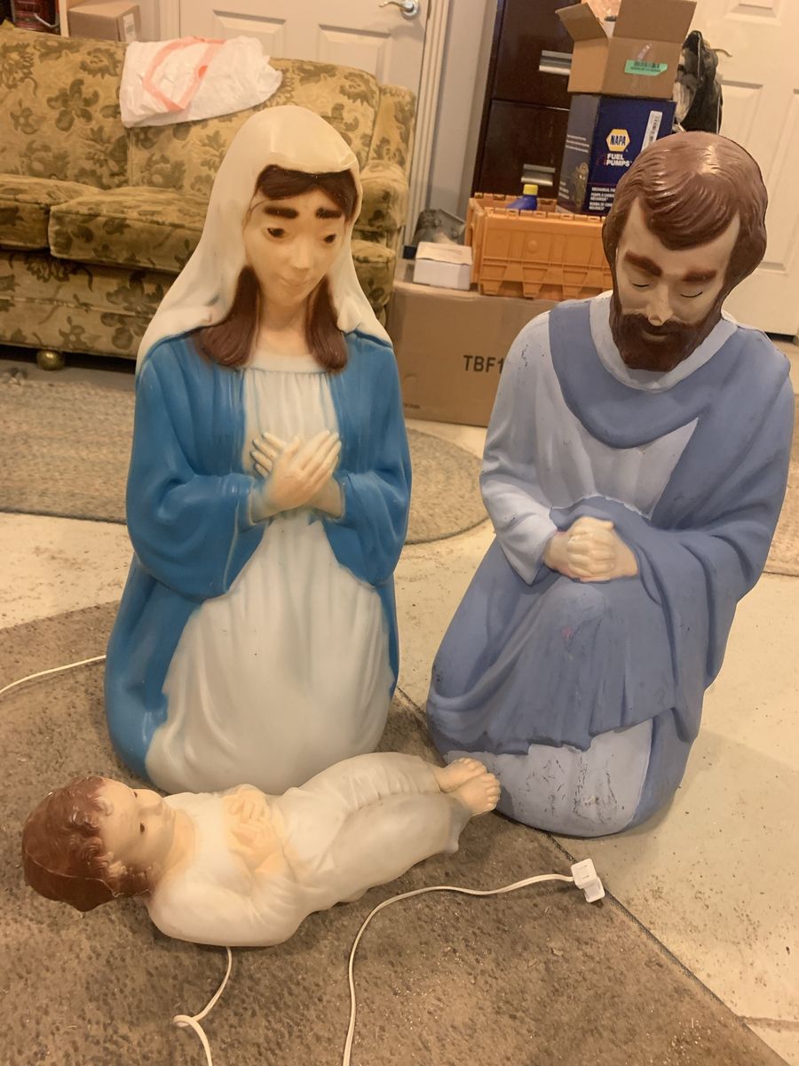 Vintage Mary, Joseph and Jesus nativity set