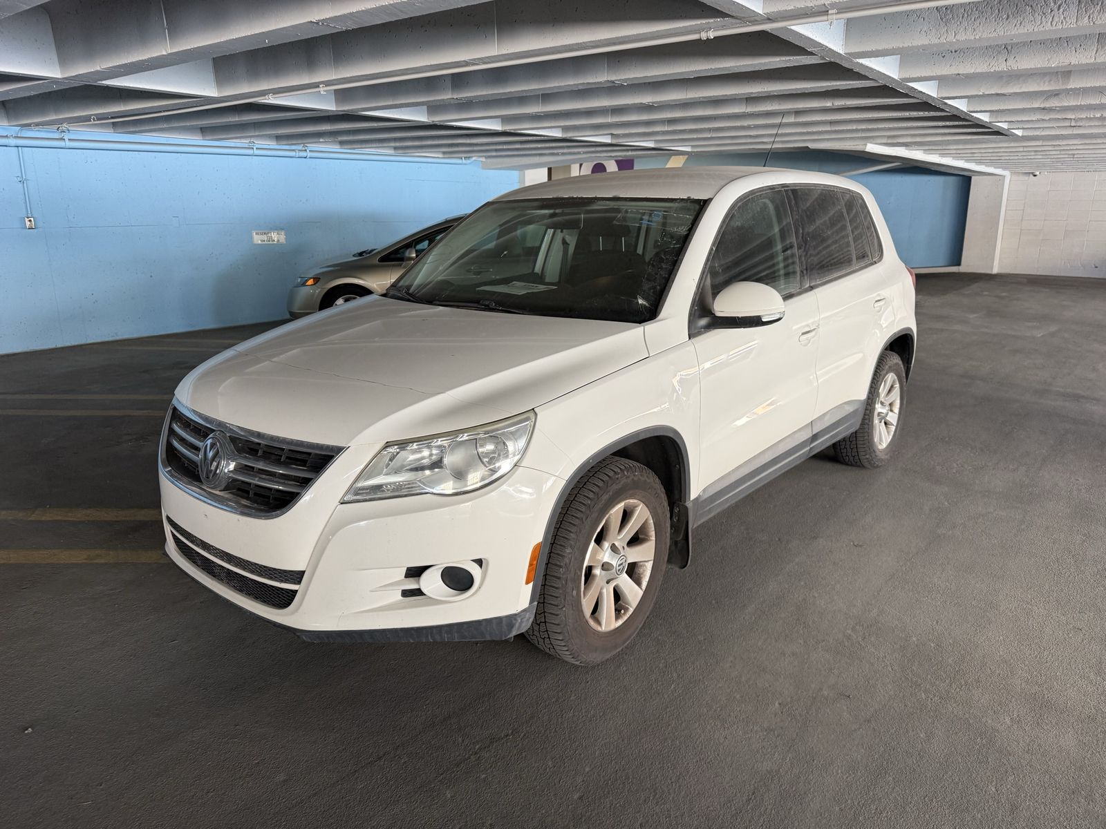 2010 Volkswagen Tiguan 2.0T SE