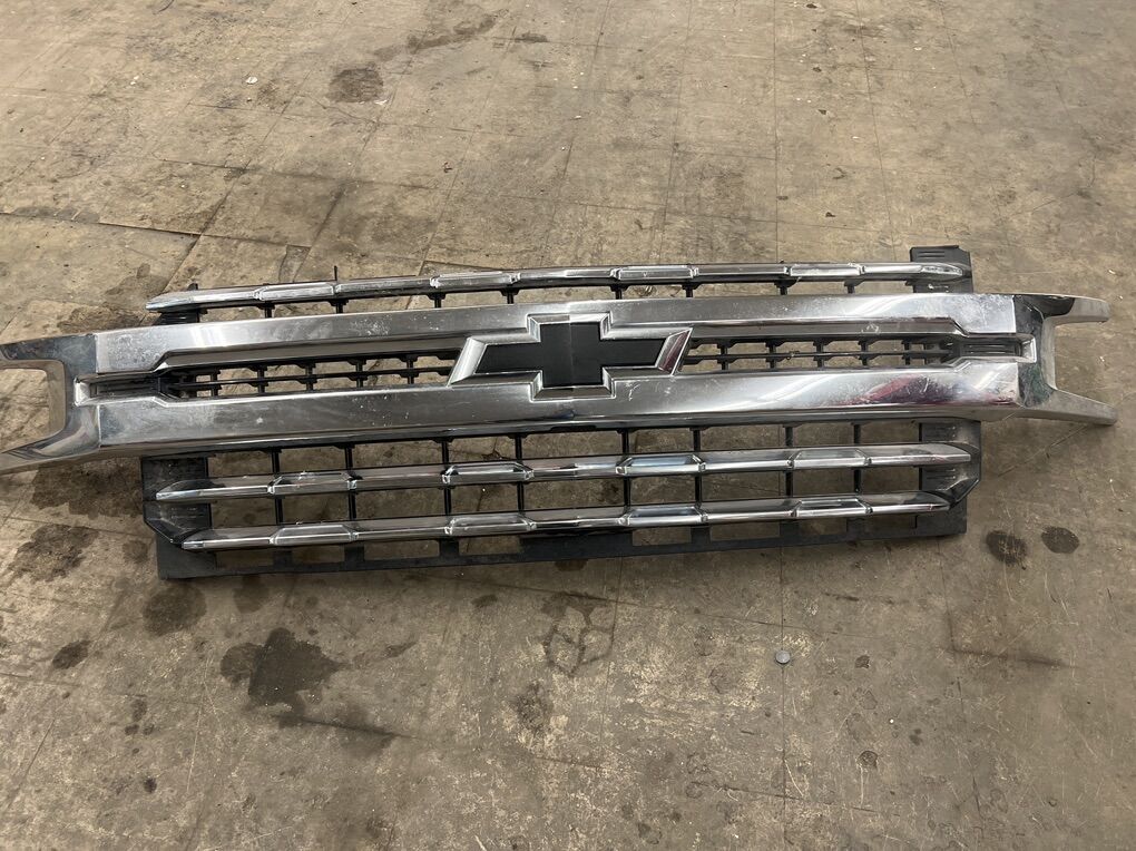 Chevrolet Silverfo Grill