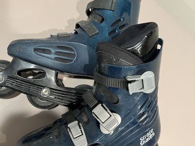 Size 9 Strate Skates T5000 Inline Skates - Dark Green Rollerblades