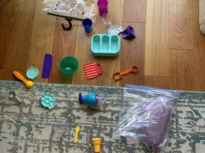 Kinetic Sand Ice Cream Kit
