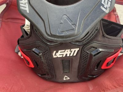 Leatt Youth Chest/Neck Size S/M