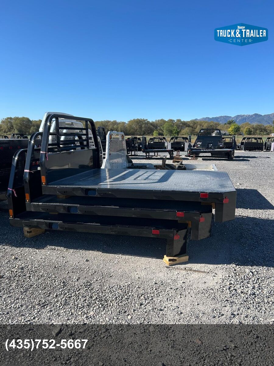 CM Warrior 7X8'6 Flatbed"