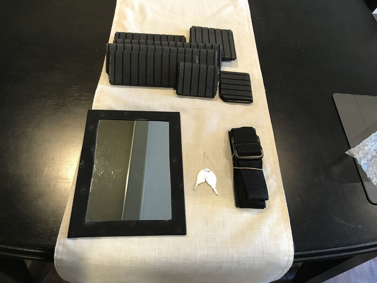 Main image 4