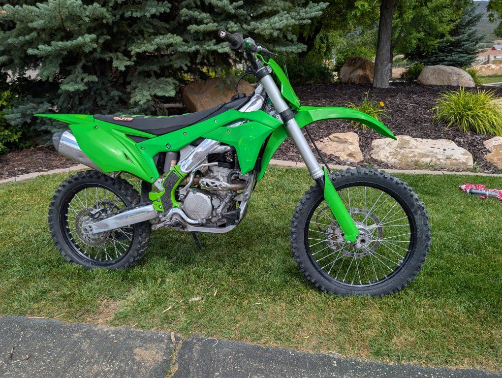 Kawasaki KX250F Dirt Bike
