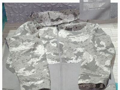 Heavy coat by Eddie Bauer boys size 14/16, Boys Li
