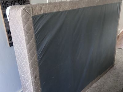 Free FULL box spring