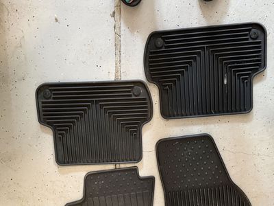 Car mats PRICED TO SELL!