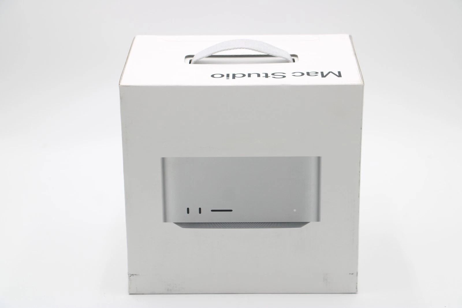 2025 Apple M3 Ultra / 96GB RAM / 60-Core GPU / 28-Core CPU / 2TB SSD