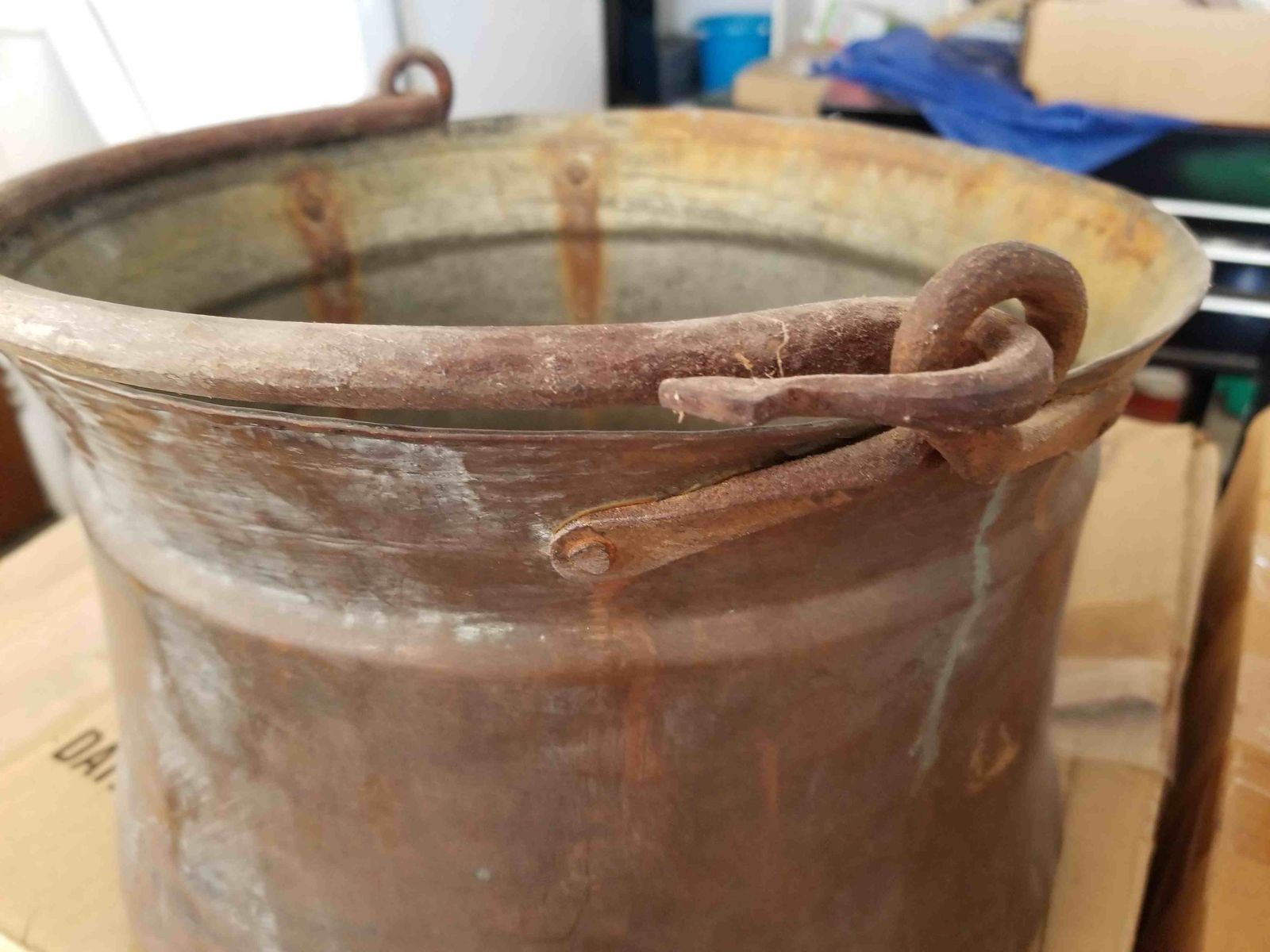 Main image 4