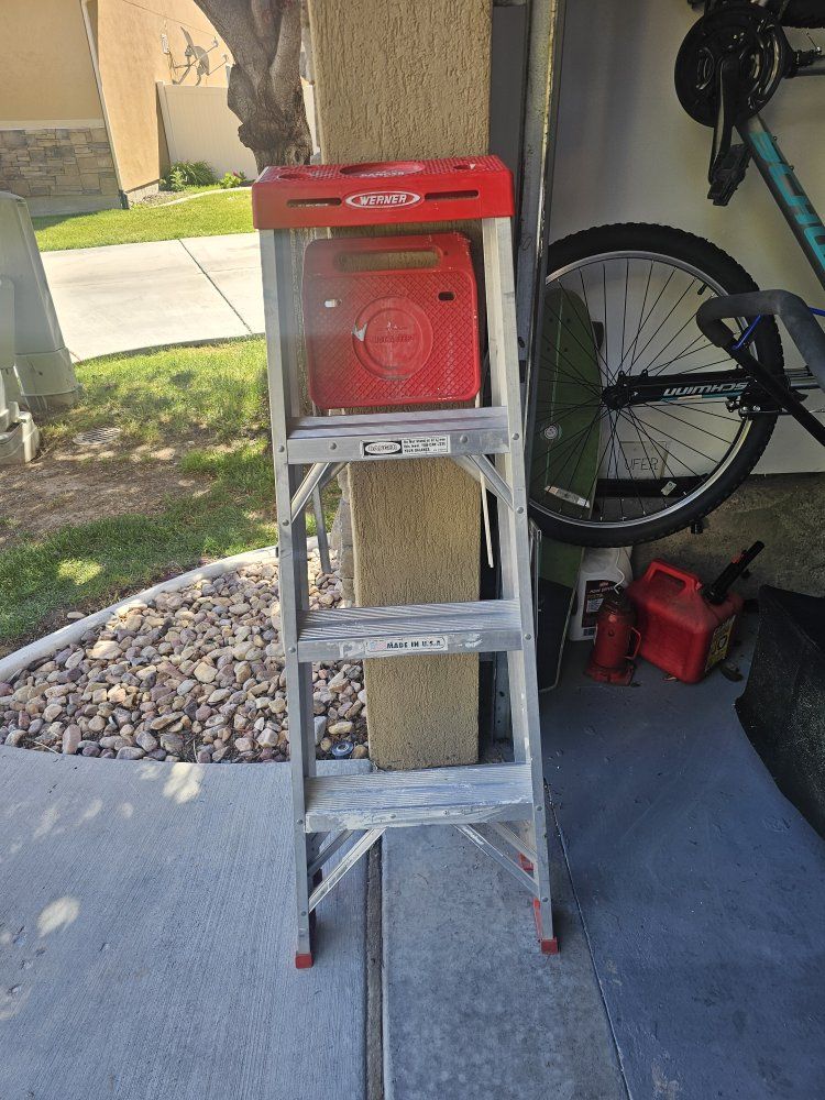 4 ft ladder