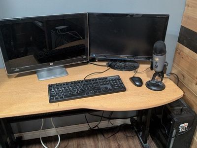 Full Gaming PC Setup (PC + Blue Yeti Microphone + Dual Monitors + Mechanical Keyboard)