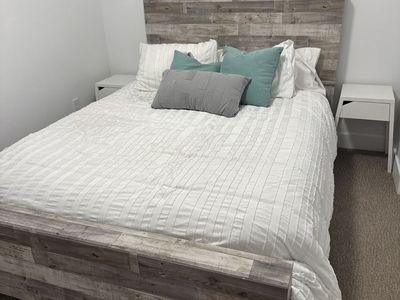 Ashley Furniture Queen Bed frame And Maatress