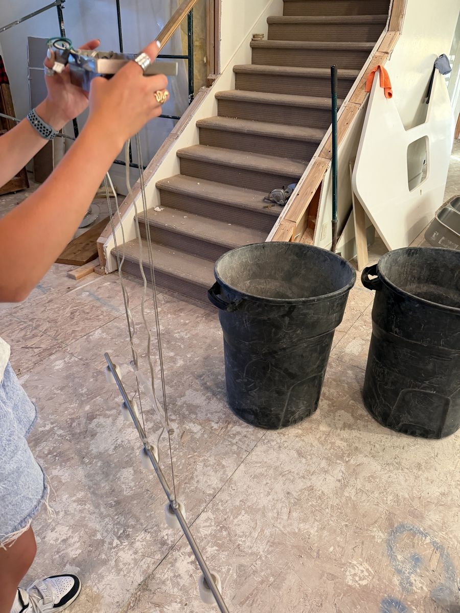 Hanging light fixture