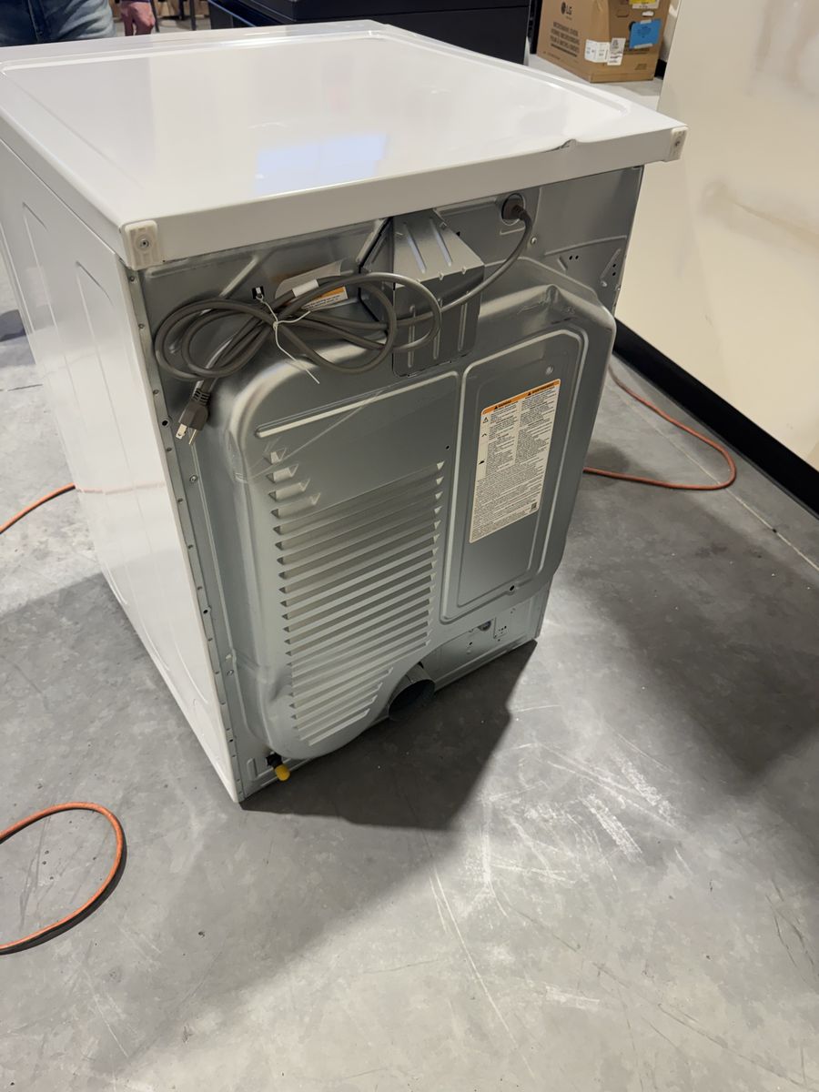 Main image 6