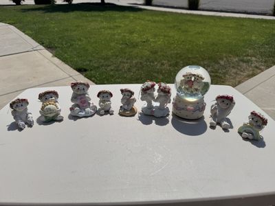 Dreamsicles Collection with Snowglobe - Lot of 9