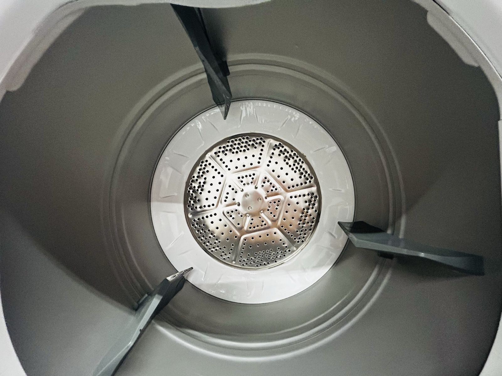Main image 4