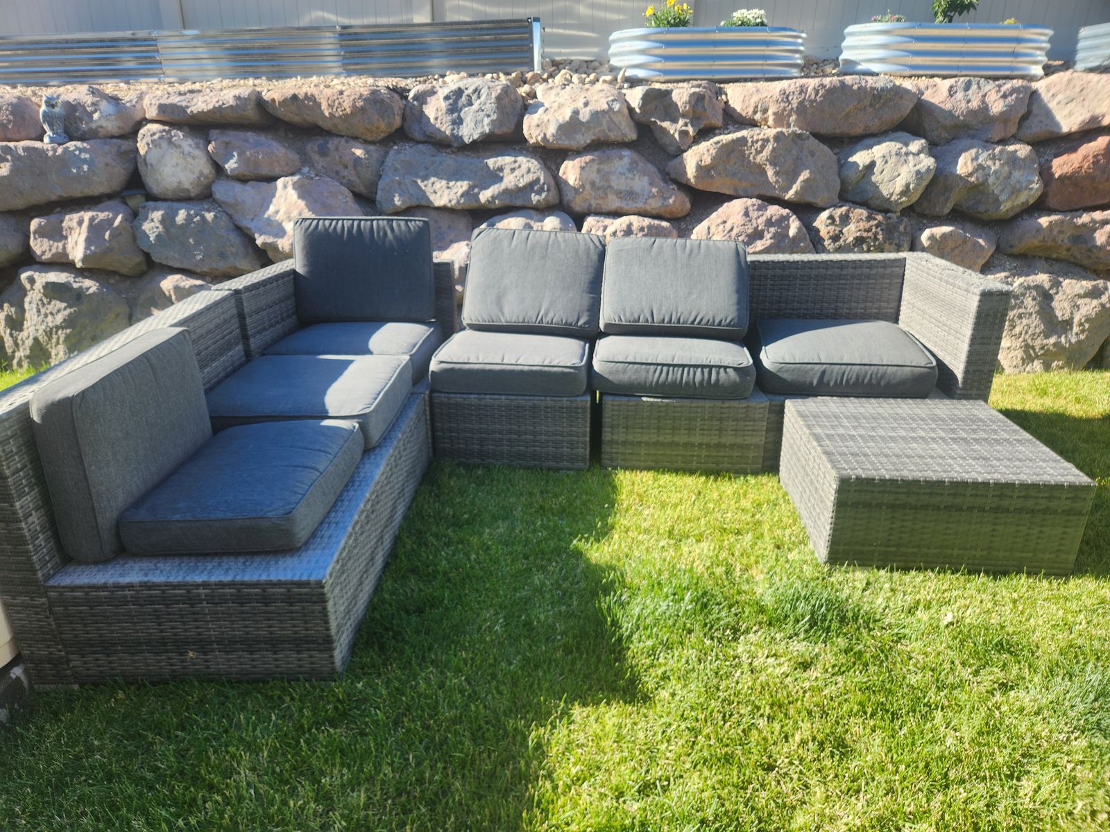 Free outdoor couch