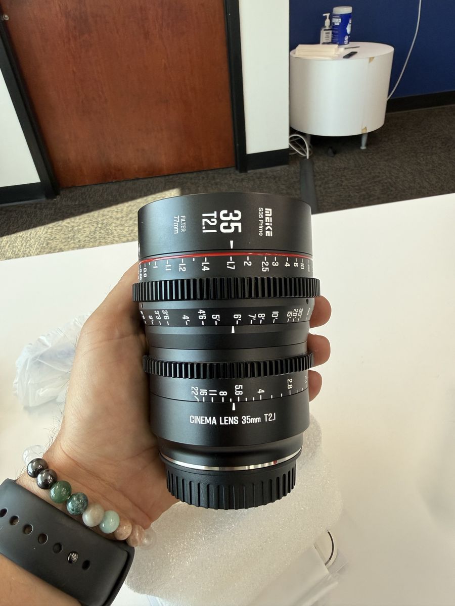 Meike 35mm T2.1 S35 Prime Cinema Lens