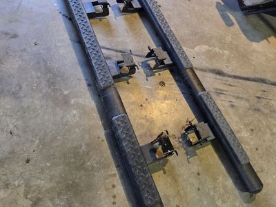 Dodge side steps set idk what they fit but they say dodge on them