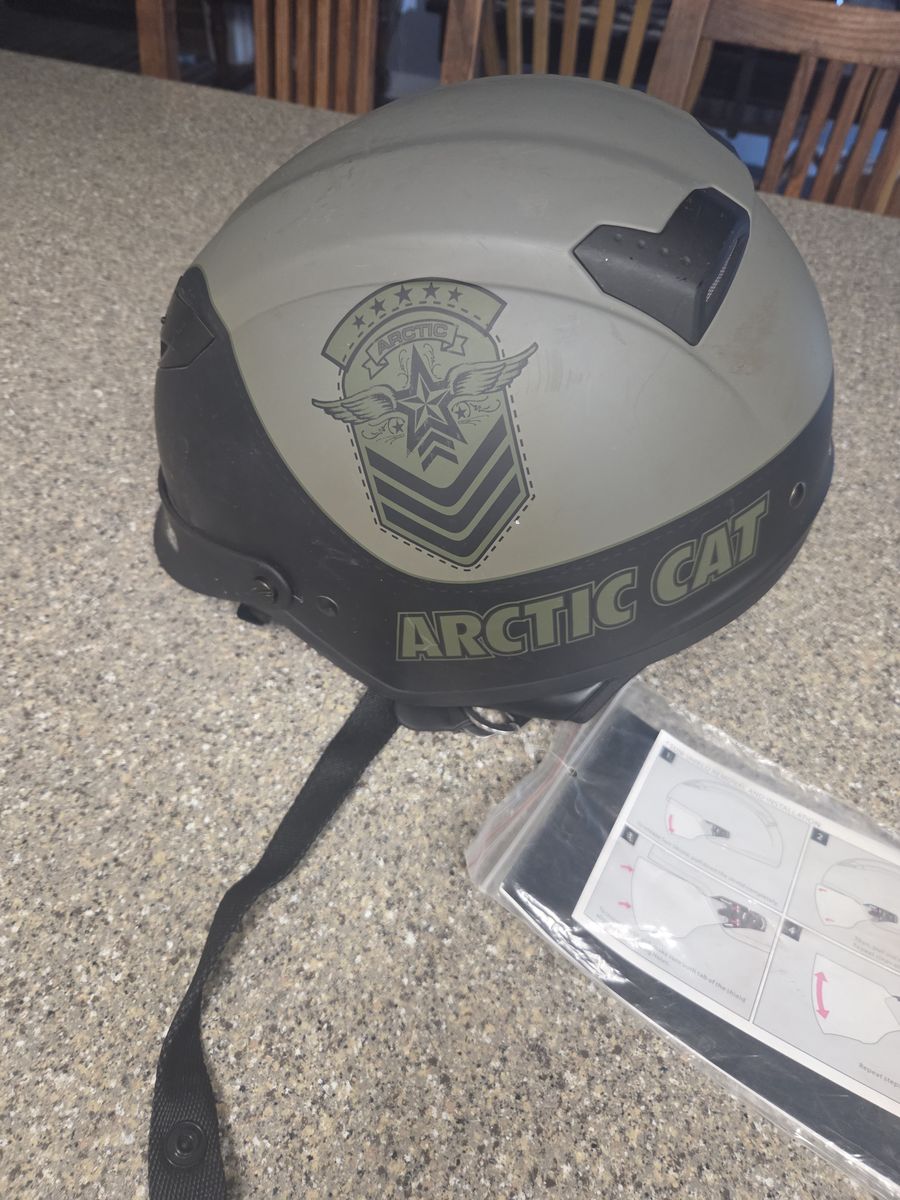 Main image 6