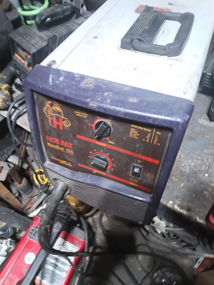 hobart135 mig and flux core wire feed welder