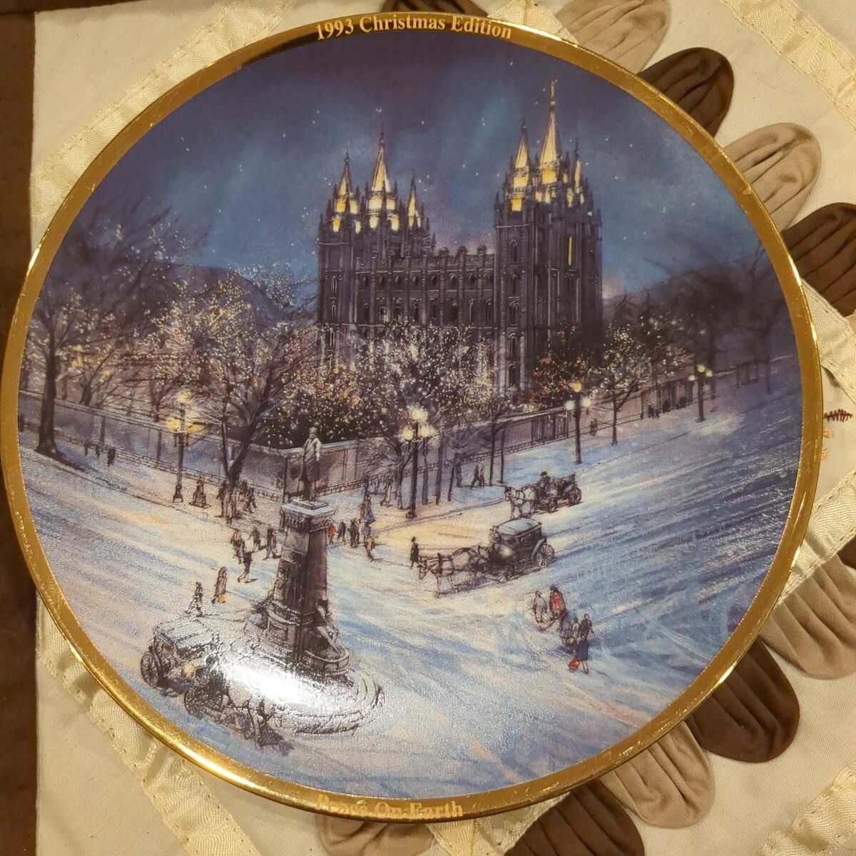 Larry Winborg collectors plate
