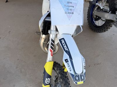 2019 Husqvarna TC 65 Dirt Bike - Kids Motocross Race Ready