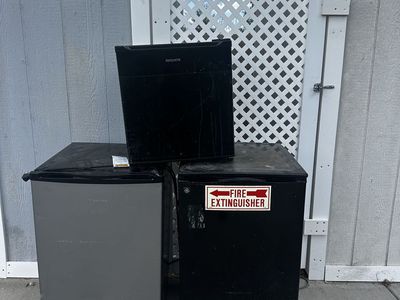 Hotpoint, Hisense, & GE Mini Fridges - Compact Refrigerators, Used Condition