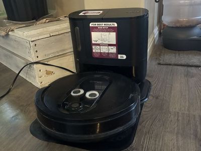Shark vacuum