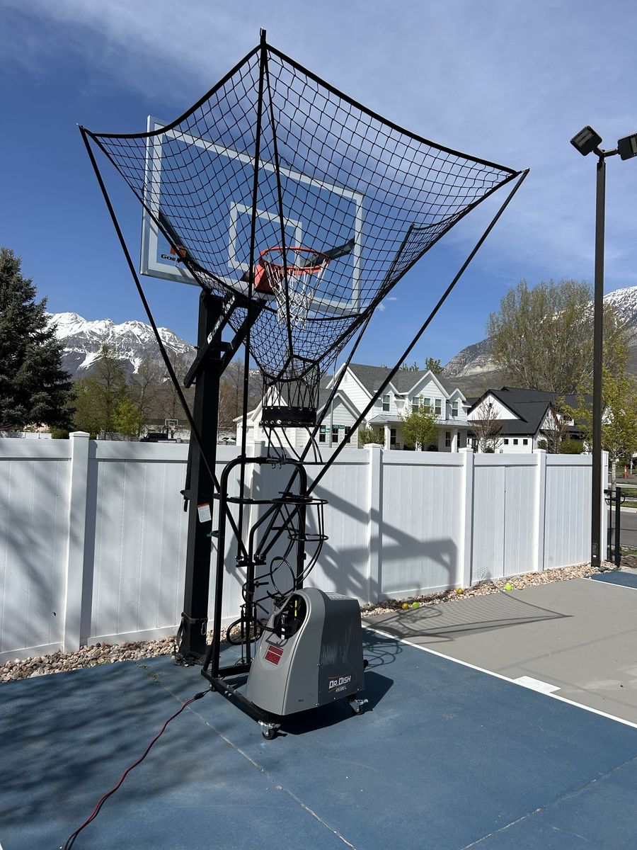 Dr Dish Rebel Basketball basketball rebound machine