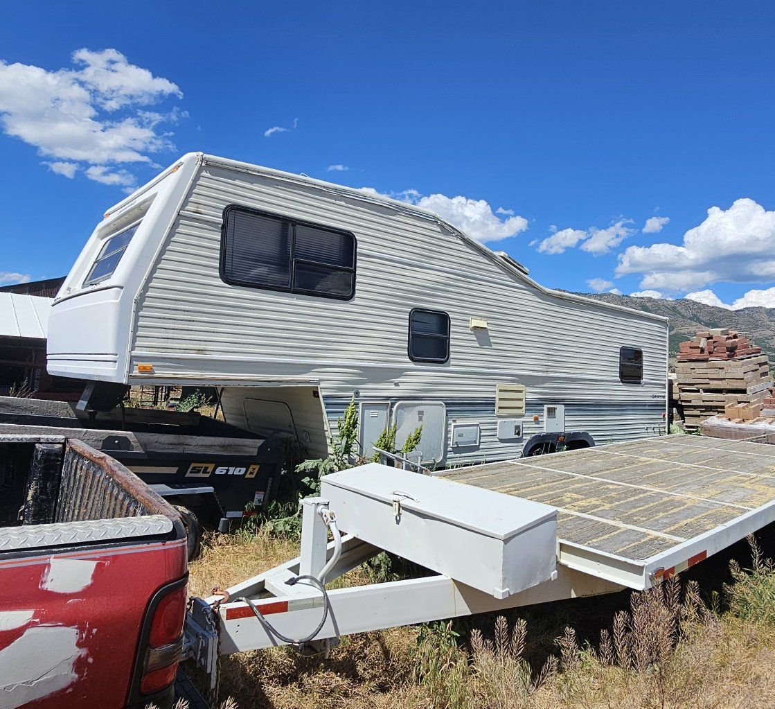 older fifth wheel