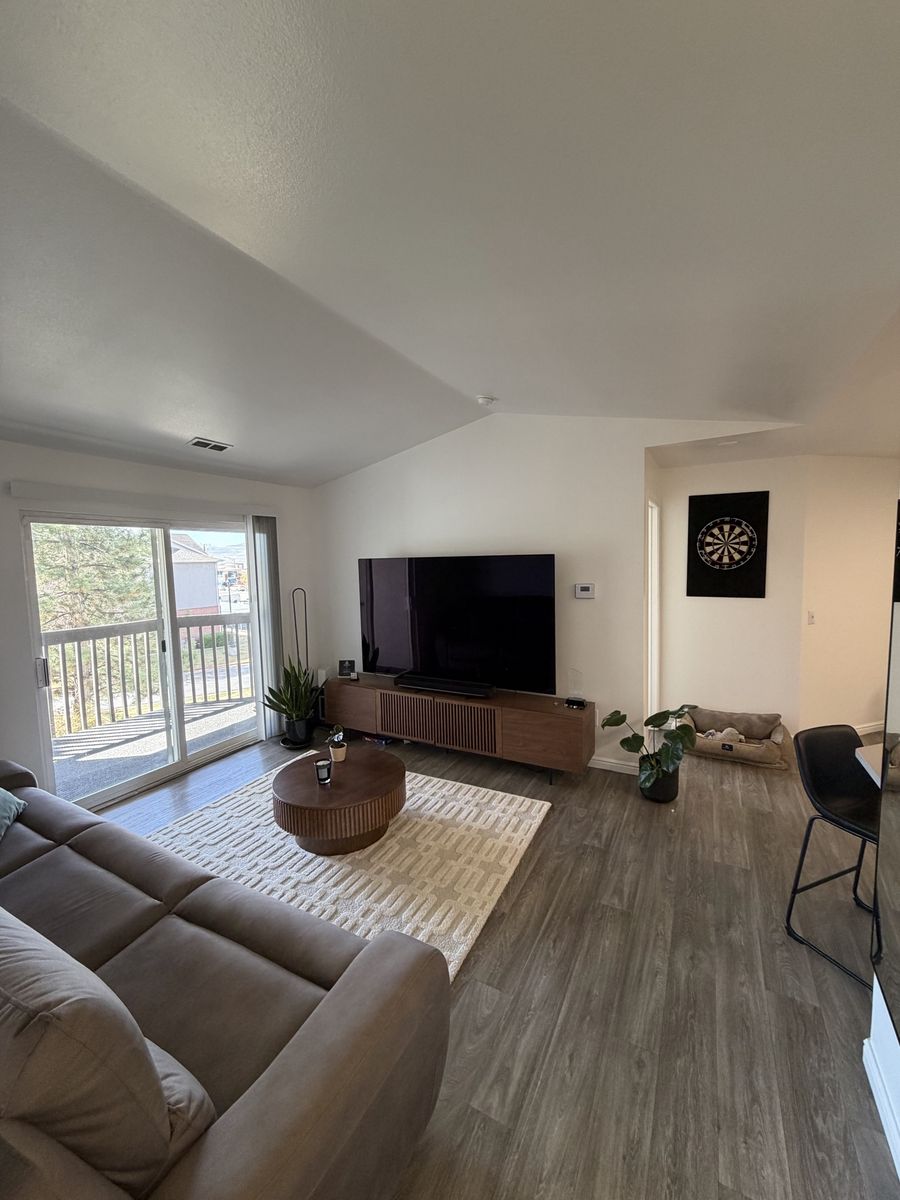 1 Bed 1 Bath Apartment