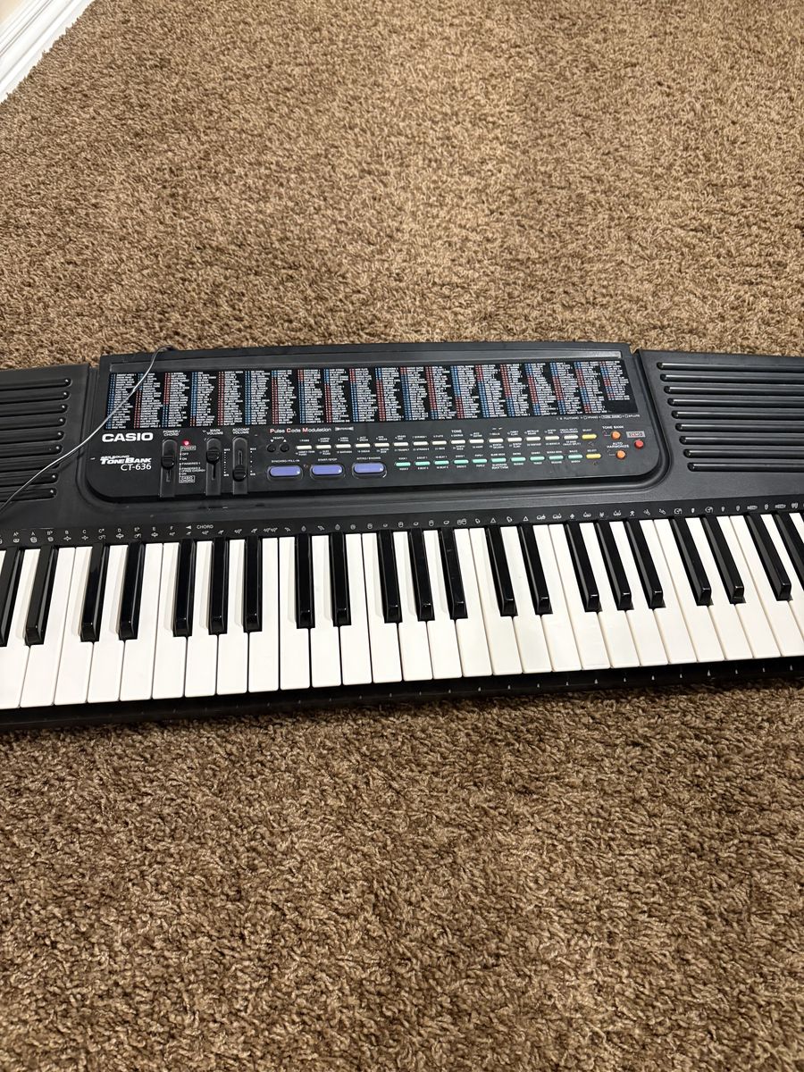 Piano electric keyboard