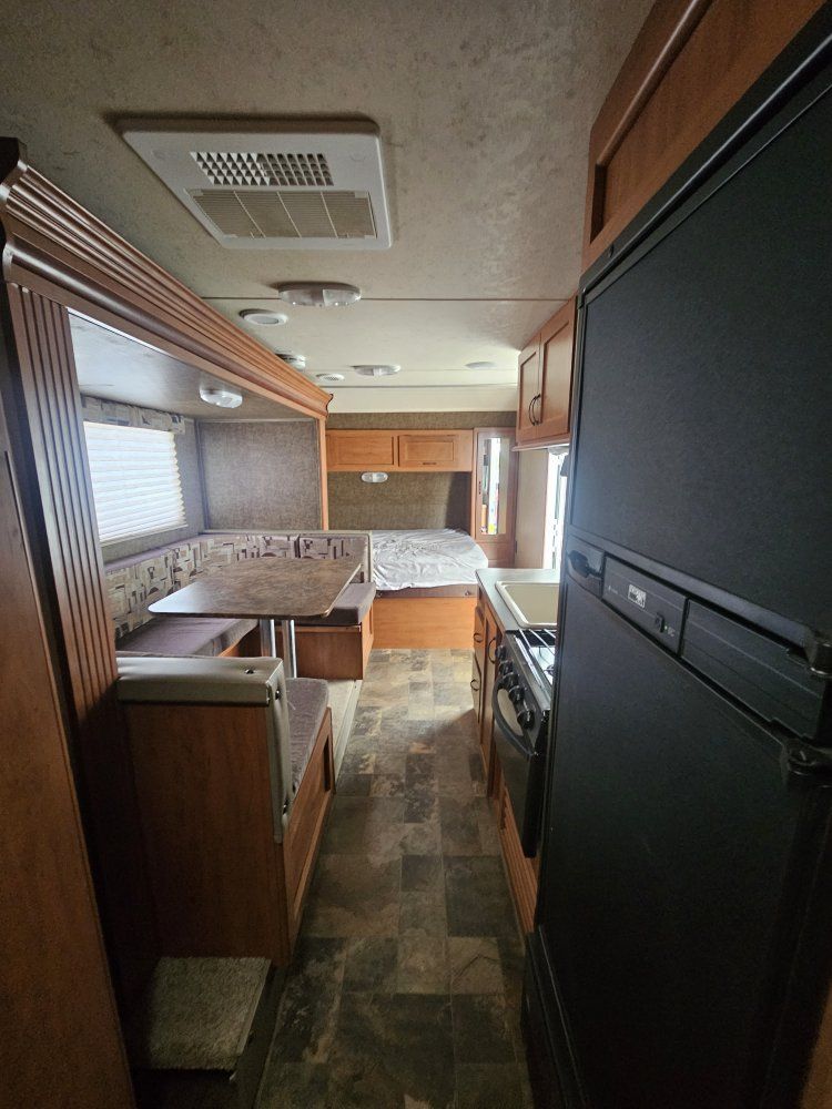 Main image 6