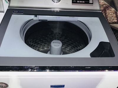 $450 OBO GOOD LARGE CAPACITY WASHER 5.5 cb MAYTAG